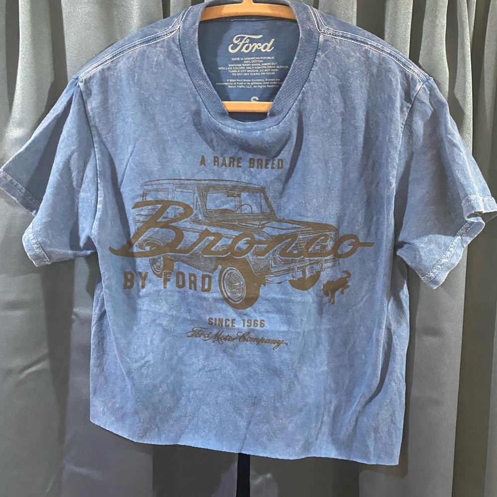 Ford Blue Graphic Crop Top